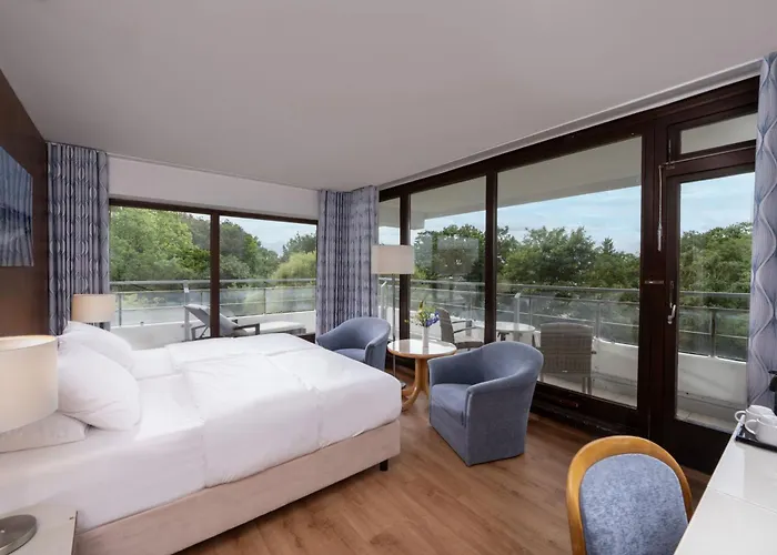 מלון Maritim Seehotel Timmendorfer